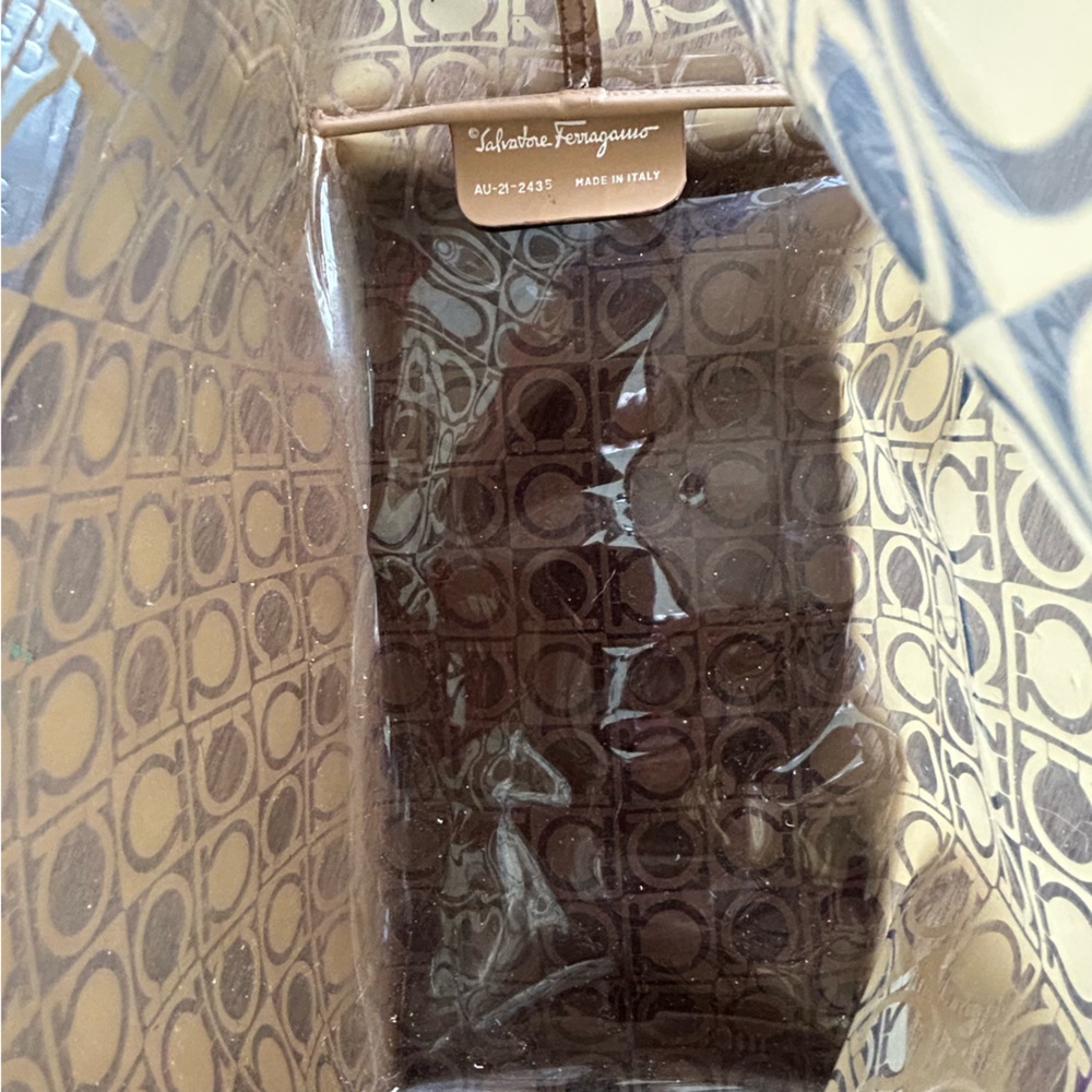 Vintage Ferragamo PVC Shoulder Bag Tote - Picture 3 of 8